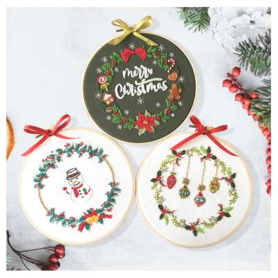 Arts And Crafts Handmade Christmas Pattern Embroidery Starter Kit With Hoop Punch Needle